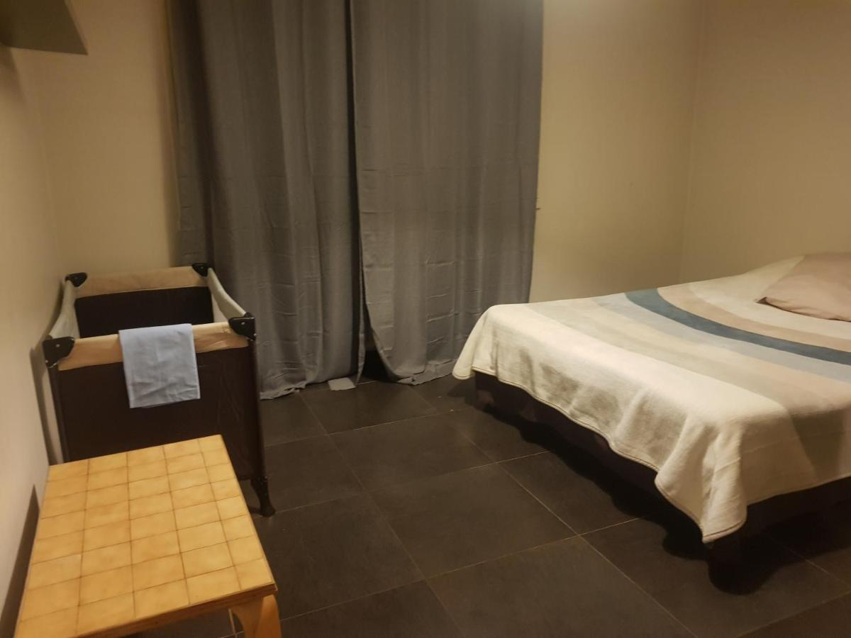 Grand Appartement Fonctionnel Et Calme Sur Lyon8 A 2 Pas Du Metro المظهر الخارجي الصورة
